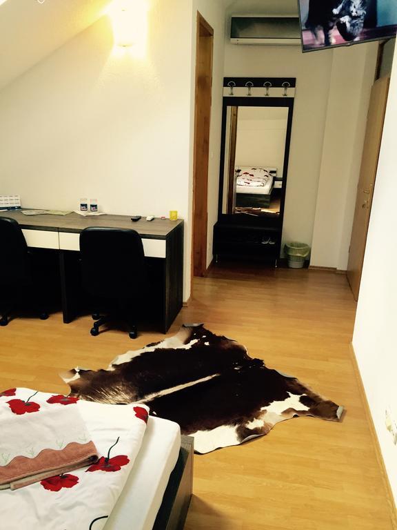 City Bridge Guest House Bihać 外观 照片