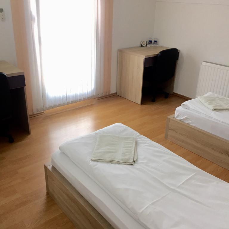 City Bridge Guest House Bihać 外观 照片